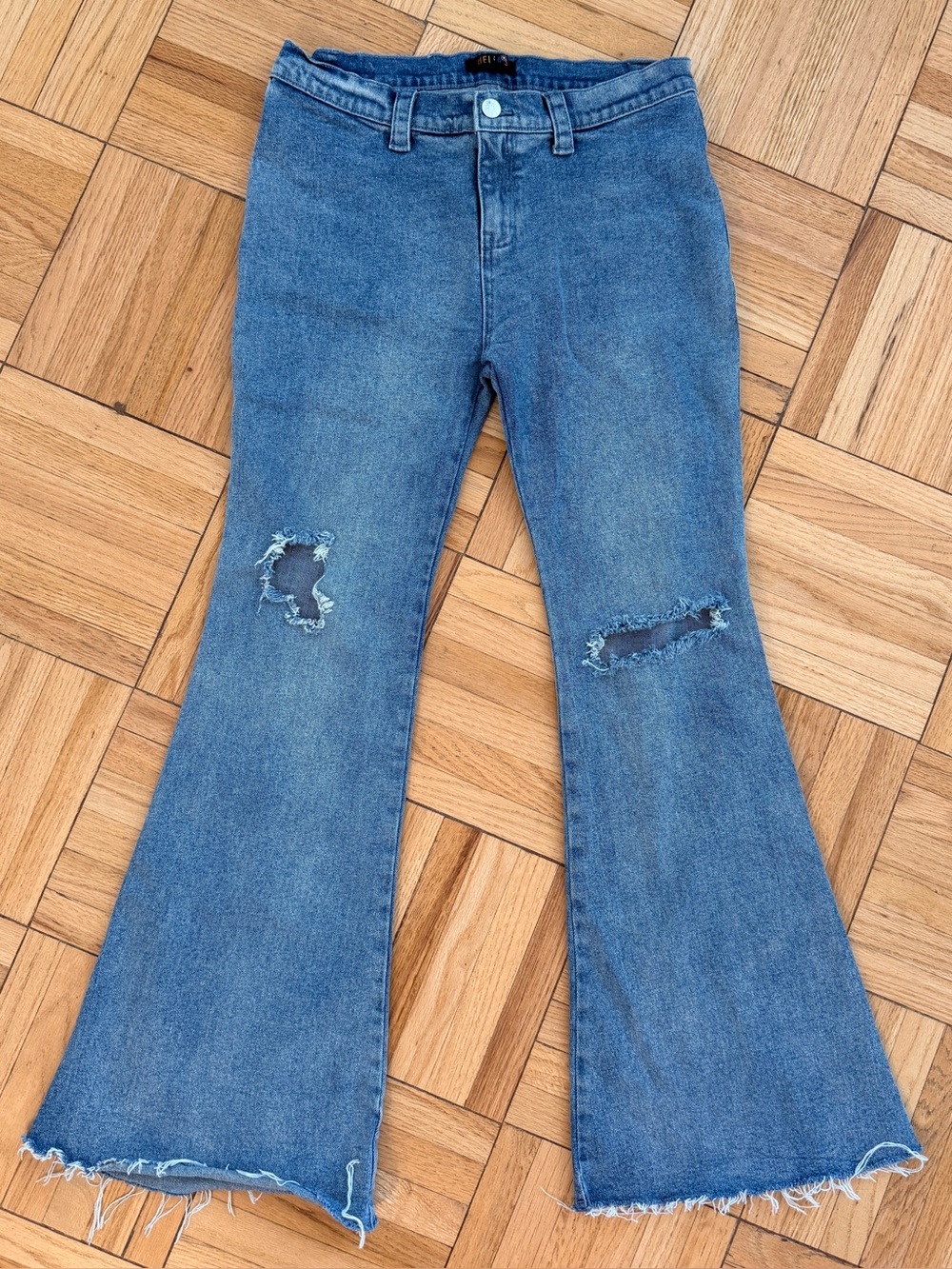 Delia*s Flared Women's Jeans - Distressed Blue